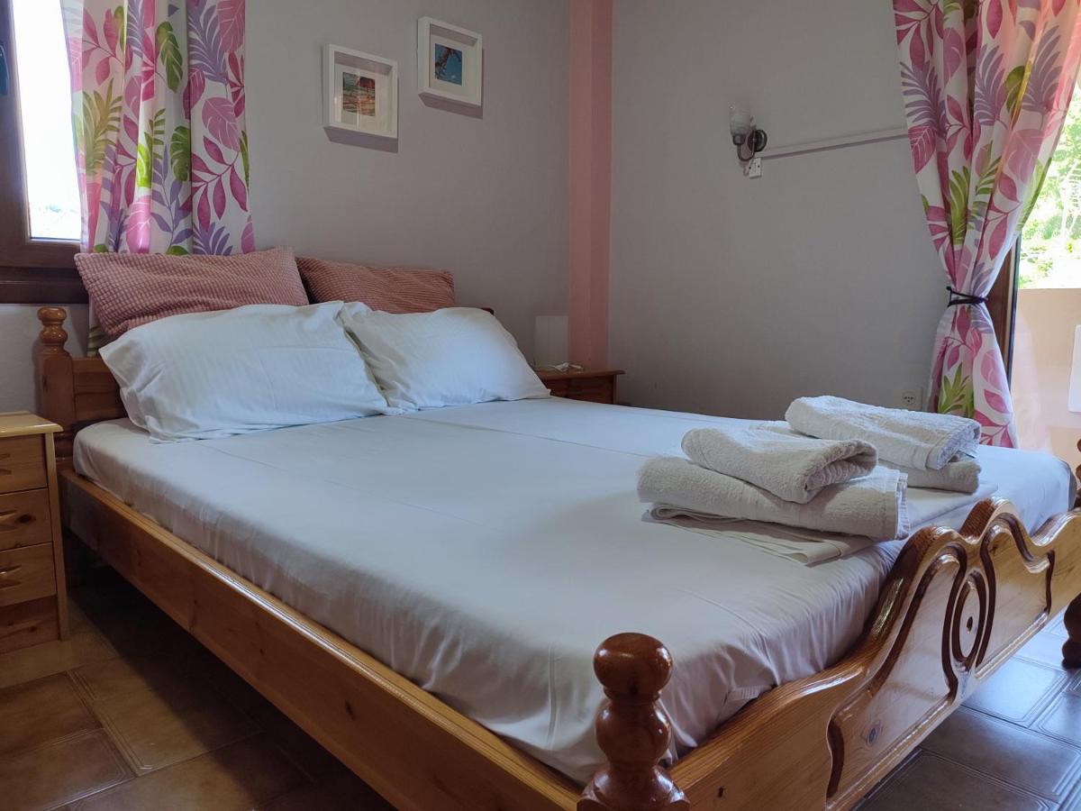Glyfoneri Maizonettes Apartment กลิฟา ภายนอก รูปภาพ