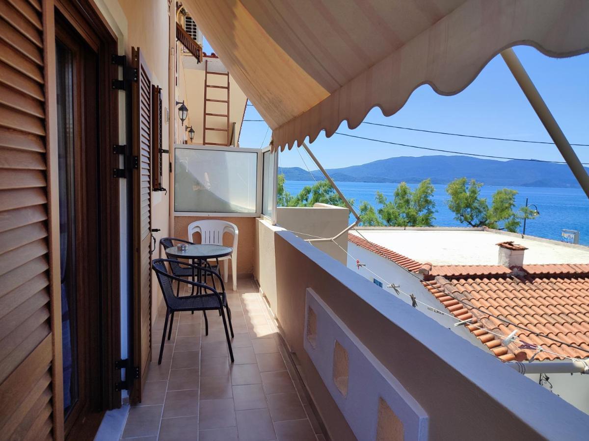 Glyfoneri Maizonettes Apartment กลิฟา ภายนอก รูปภาพ