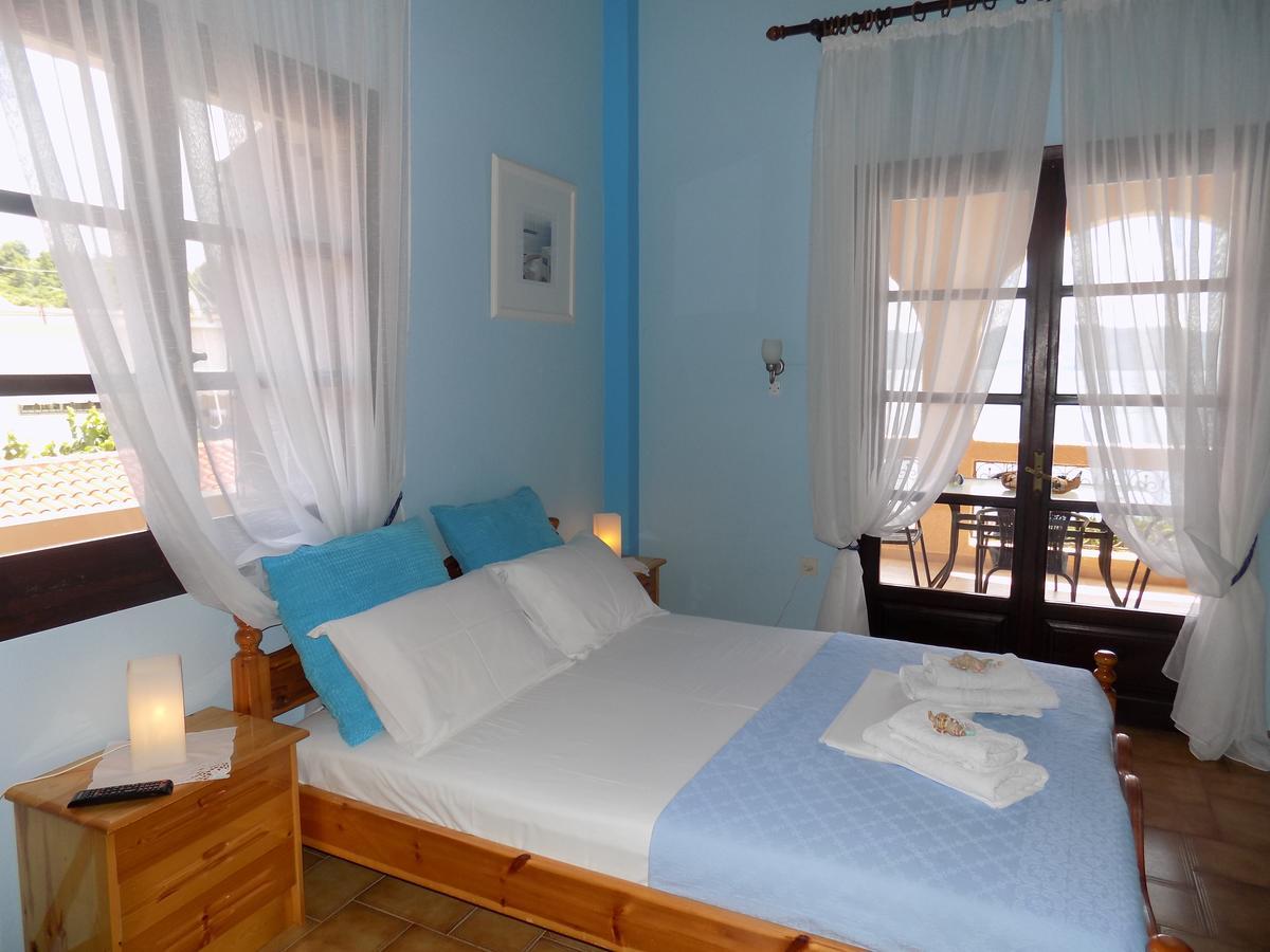 Glyfoneri Maizonettes Apartment กลิฟา ภายนอก รูปภาพ