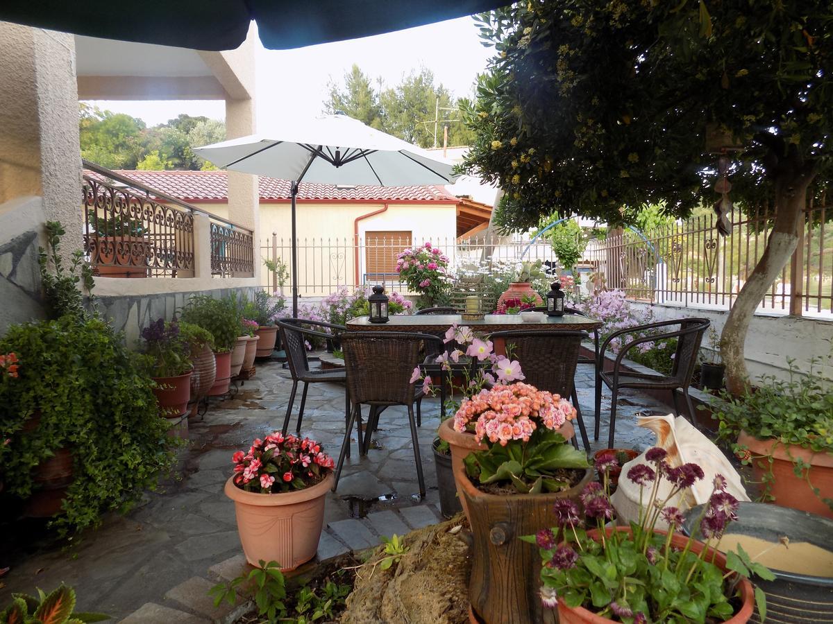 Glyfoneri Maizonettes Apartment กลิฟา ภายนอก รูปภาพ